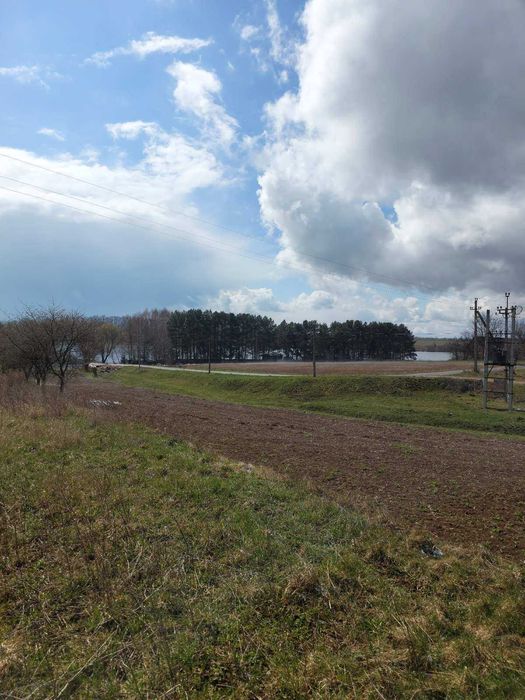 Продам будинок з ділянкою