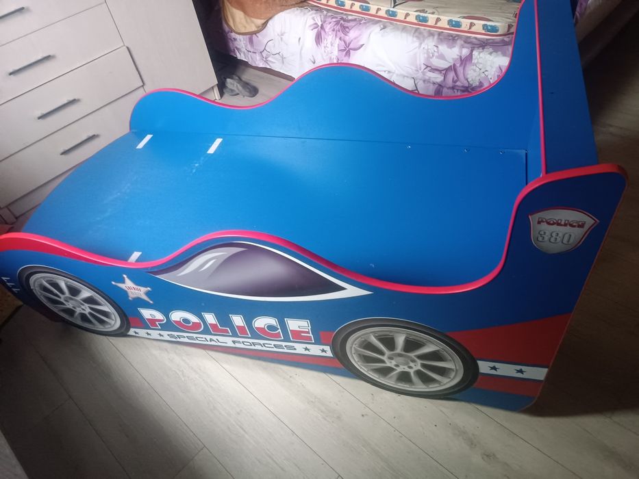 Дитяче ліжко машинка для хлопчика