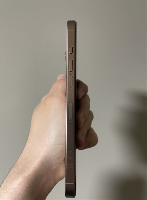 iPhone 16 Pro Max 256GB Desert Titanium • Neverlock • Фізична SIM