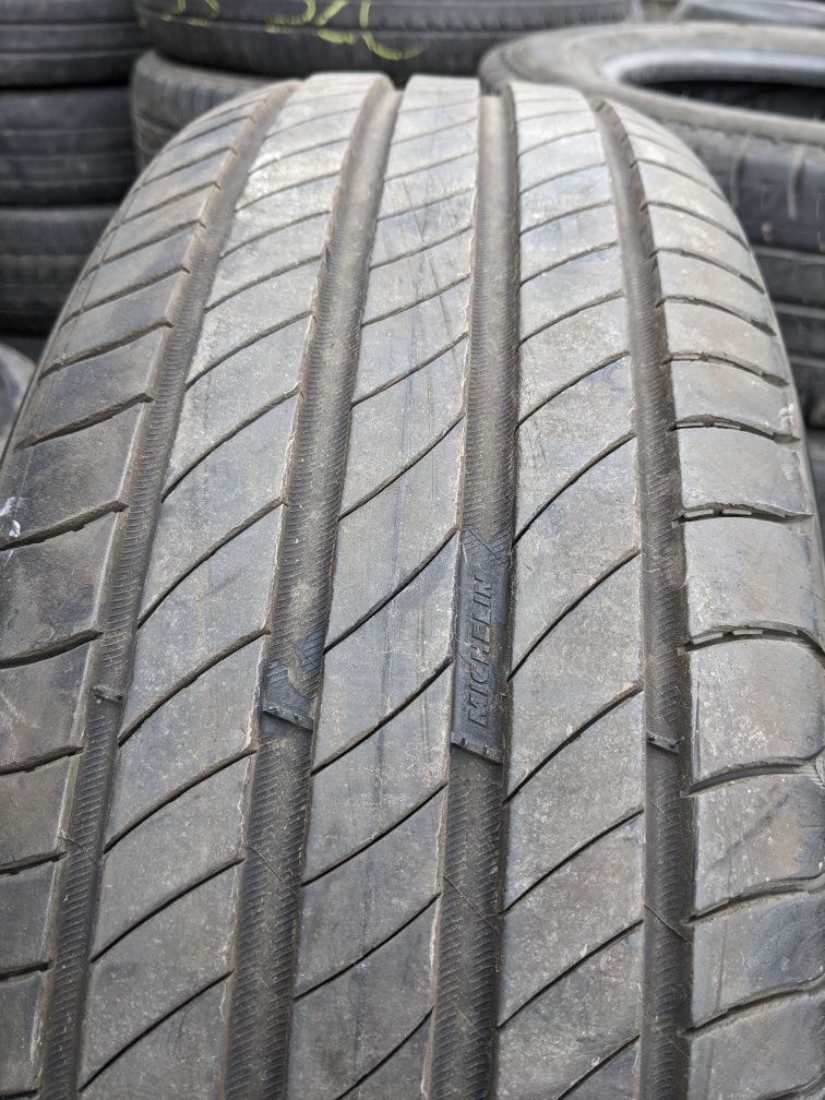 215/65R17 Michelin Primacy4 як нові