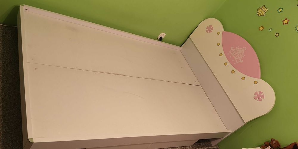 Łóżko dziewczęce PIĘKNE