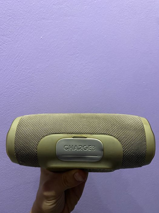 Jbl charge 3 в задовільному стані