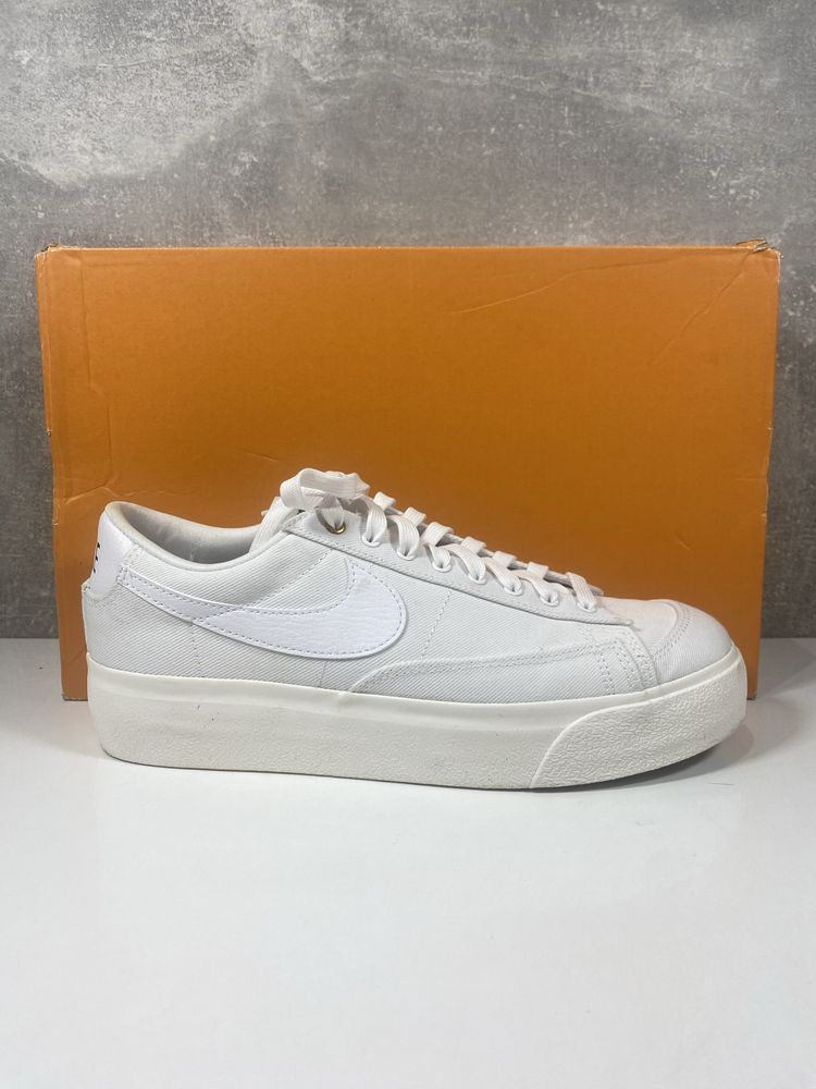 Trampki Nike Blazer Low Platform biale rozmiar 40