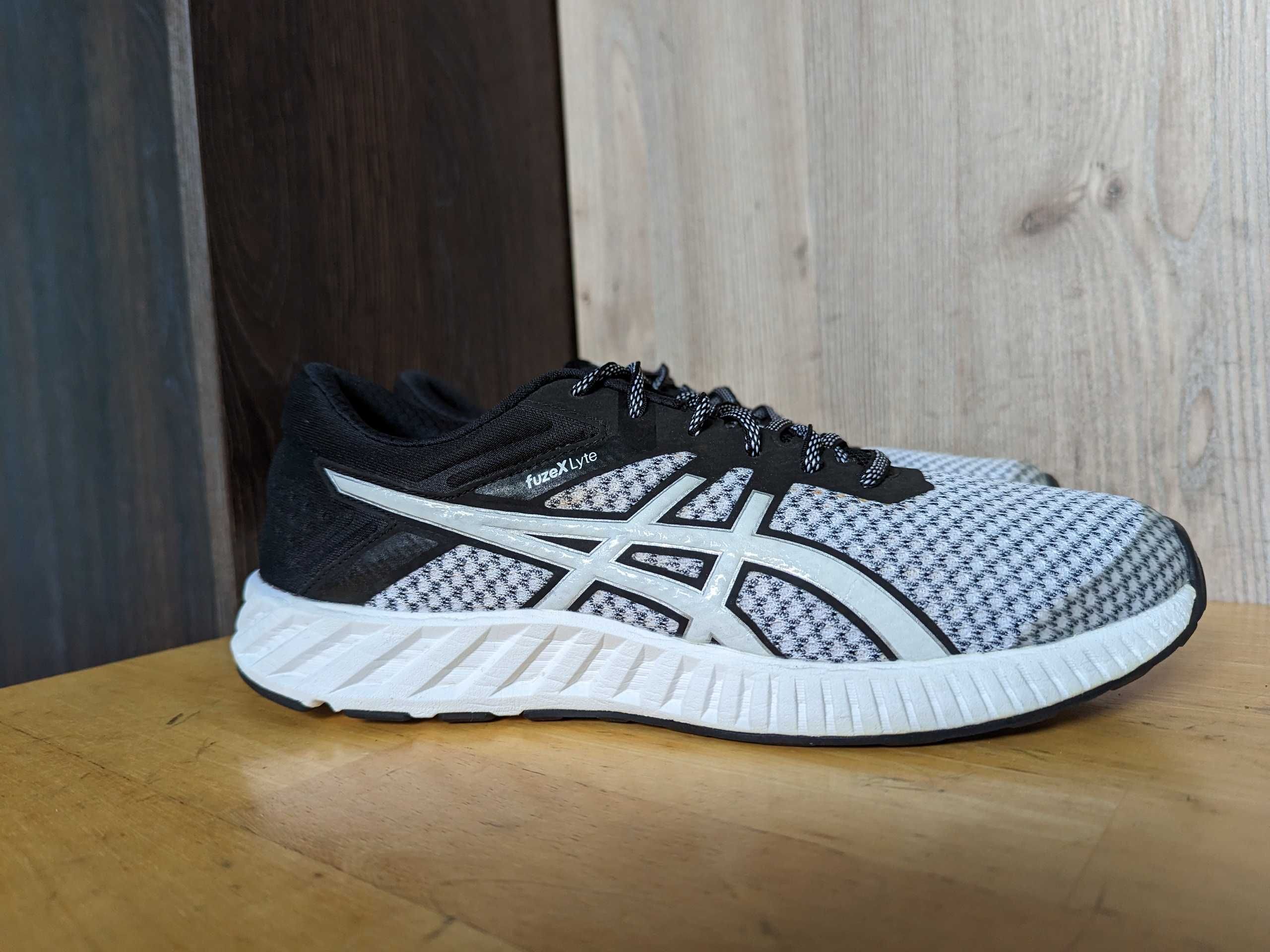 Asics Furex lyte - бігові кросівки