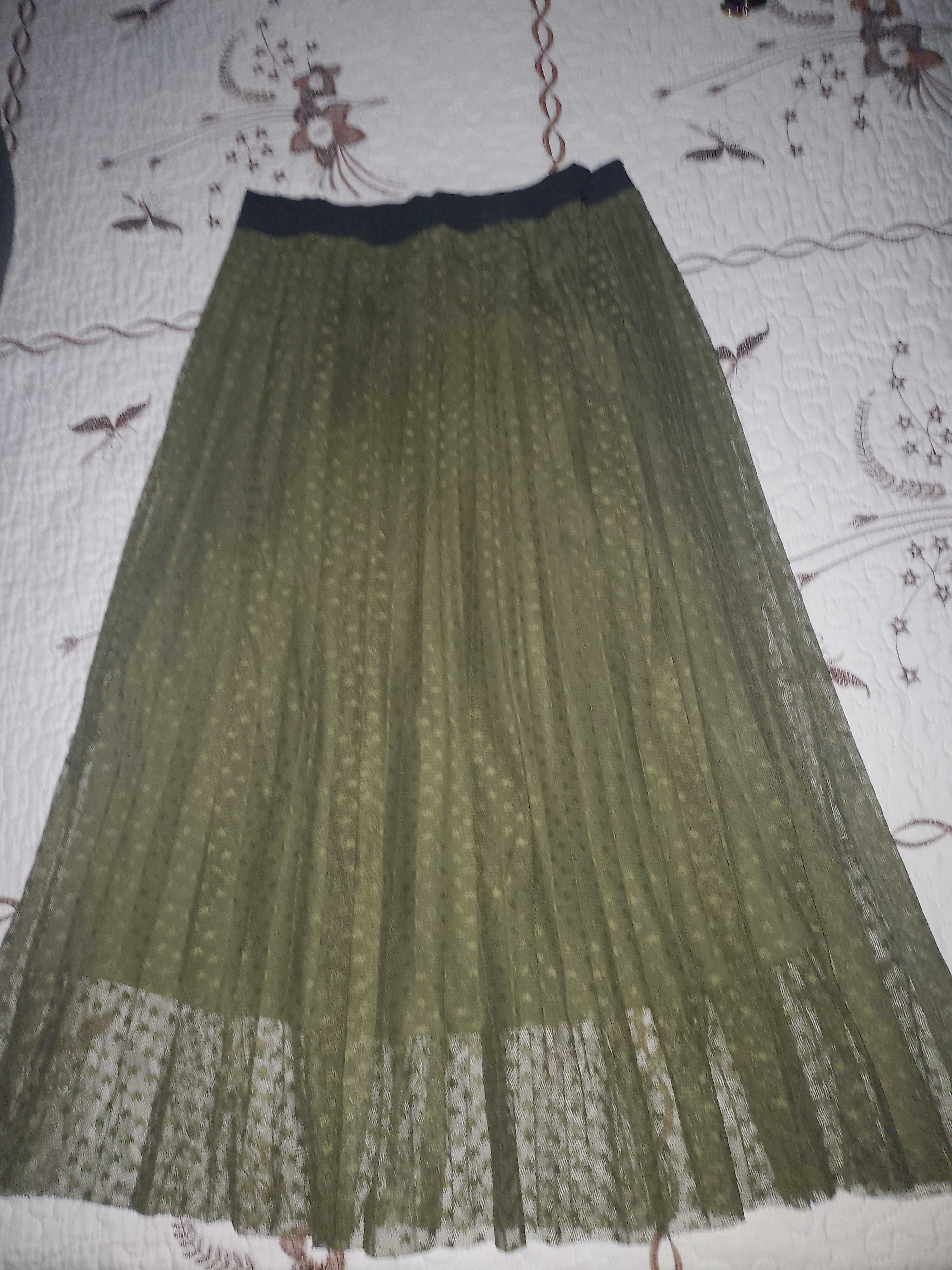 Saia verde  Liujo como nova