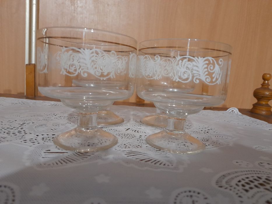 Скляні бокали для пива