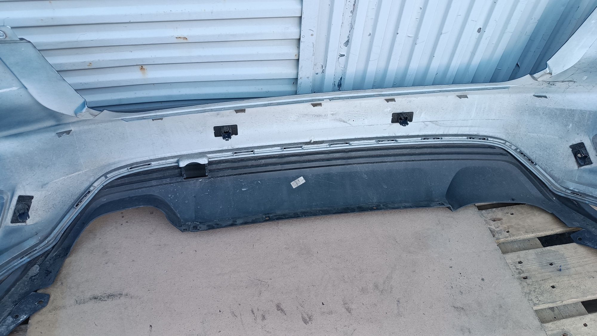 Vendo parachoque de trás Ford focus MK 4 ano 2018/23