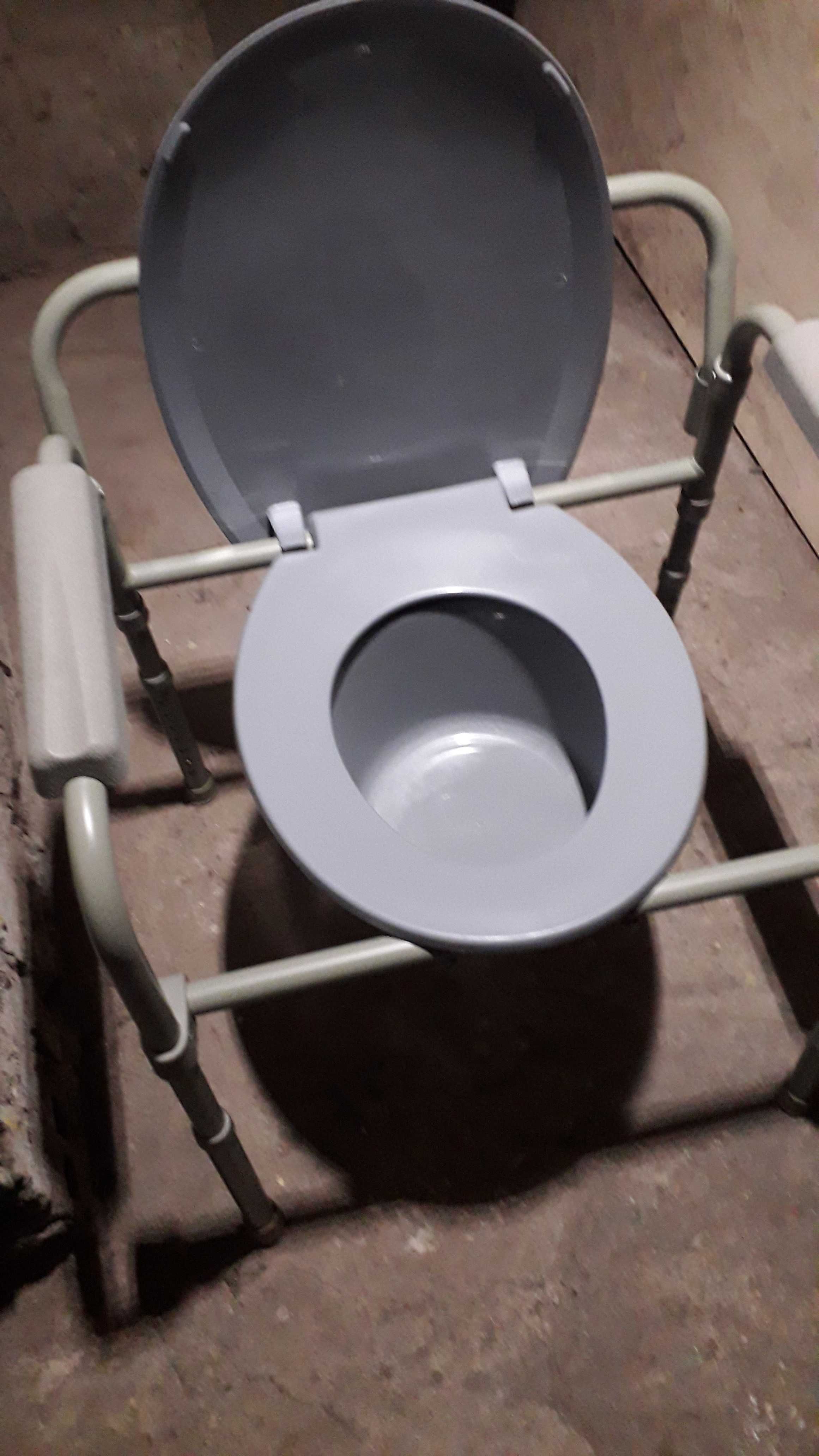 Krzesło toaletowe dla osoby niepełnosprawnej