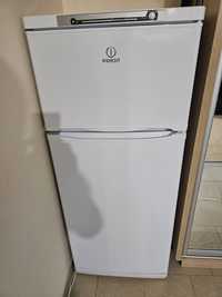 Холодильник  Indesit ST 145.028