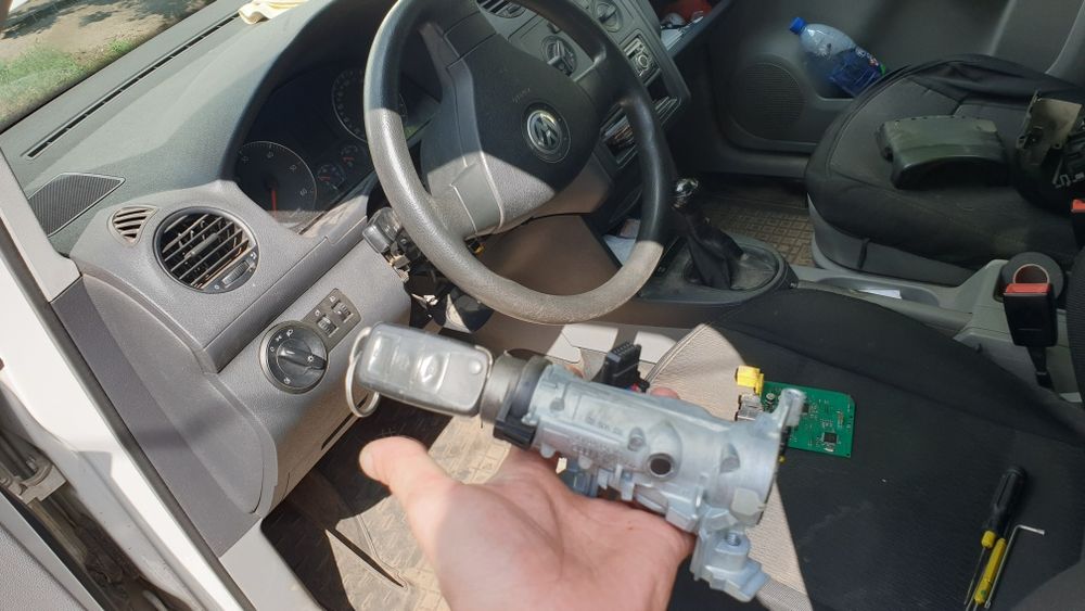 Автоключі, виготовлення, програмування, відновлення.