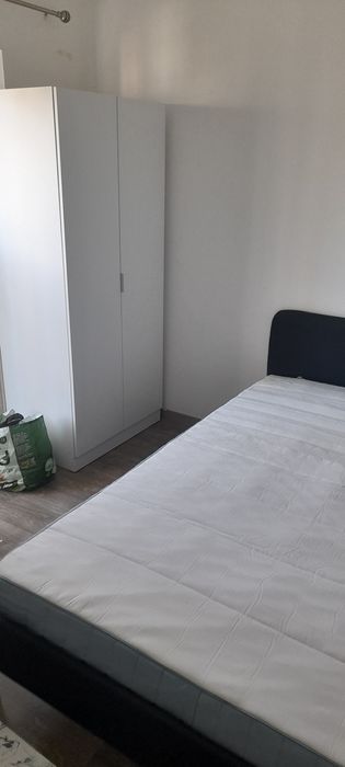 Aluguer arrenda se quartos partilhado e não partilhado