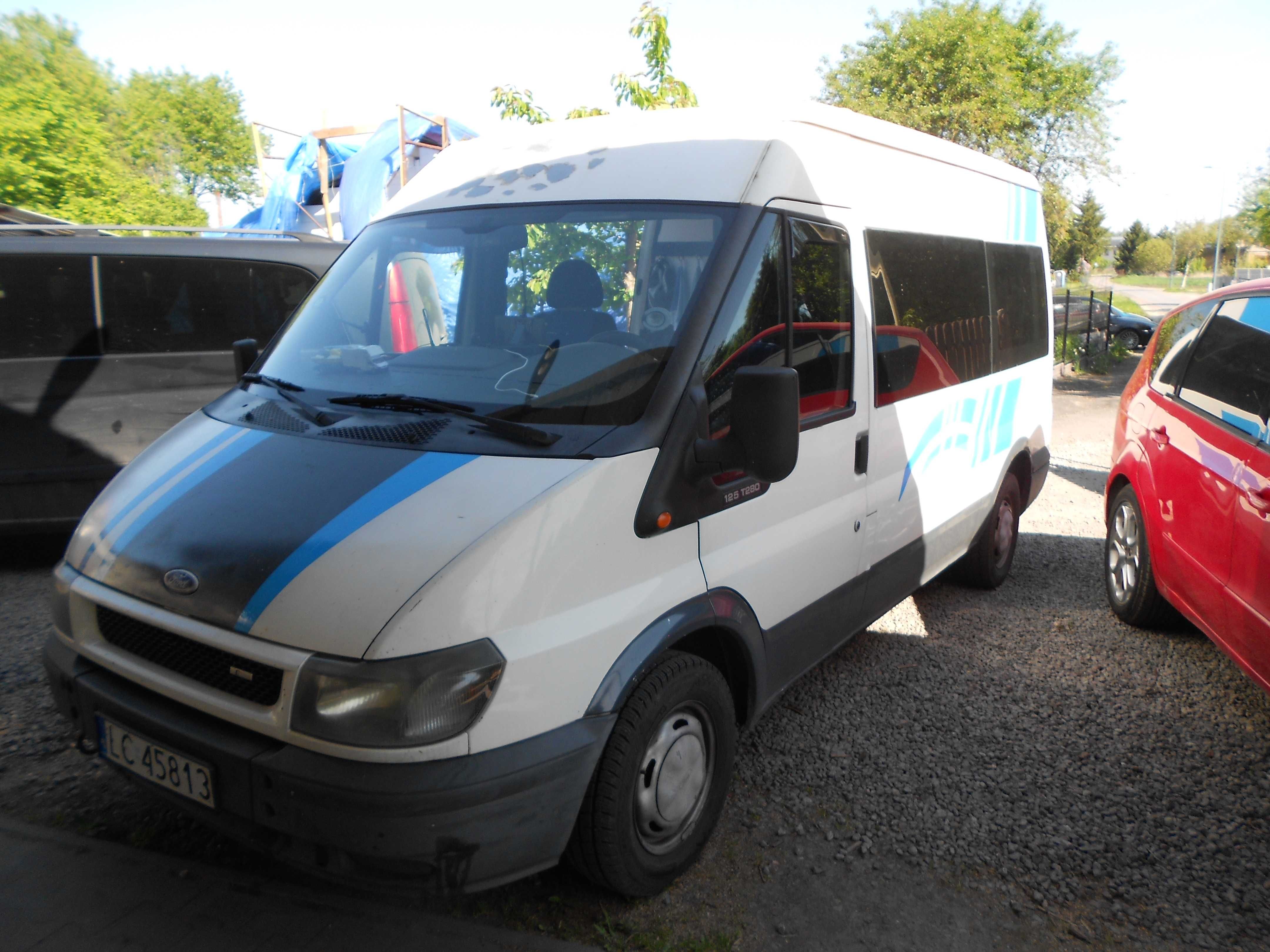 Ford Transit 2005r. 9 os. Kamper