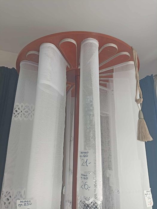 Regały sklepowe ekspozycja +stępnówka juki