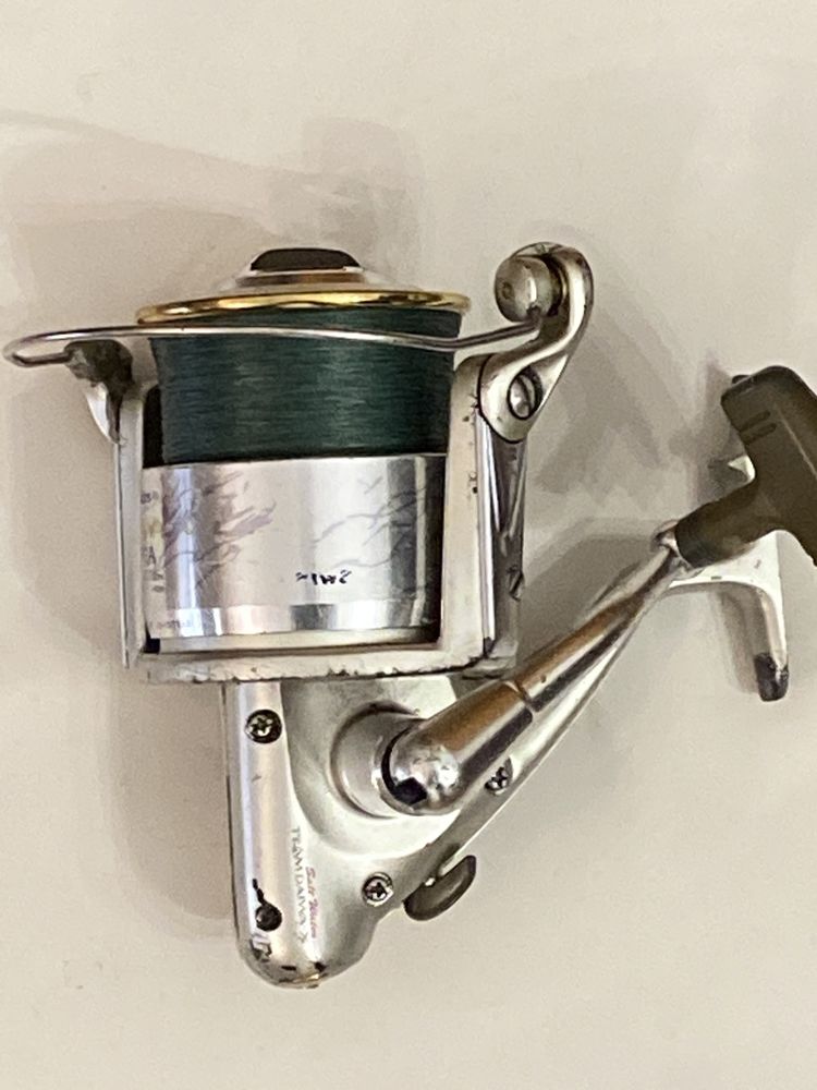 Carreto  pesca DAIWA 5000 HiA made in japan  com 12 rolamentos