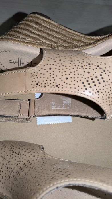 Босоніжки Clarks