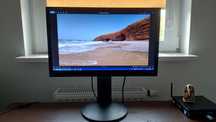Monitor Iiyama 22 całe, pivot