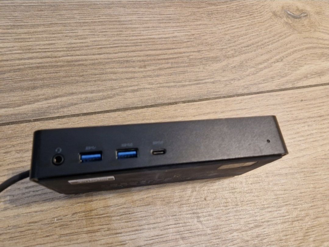 Stacja dokująca dell d6000 i zasilacz