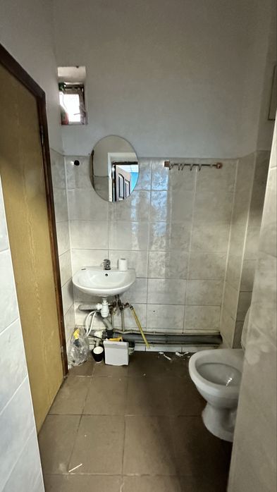 Здається  приміщення