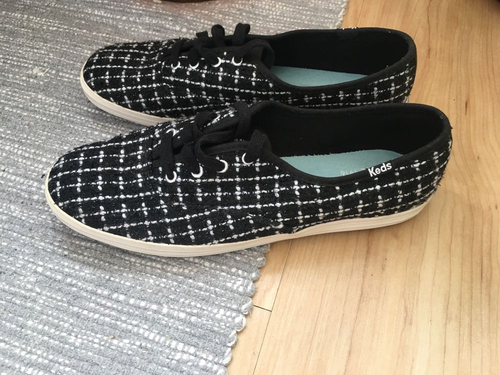 Продам Обувь Keds