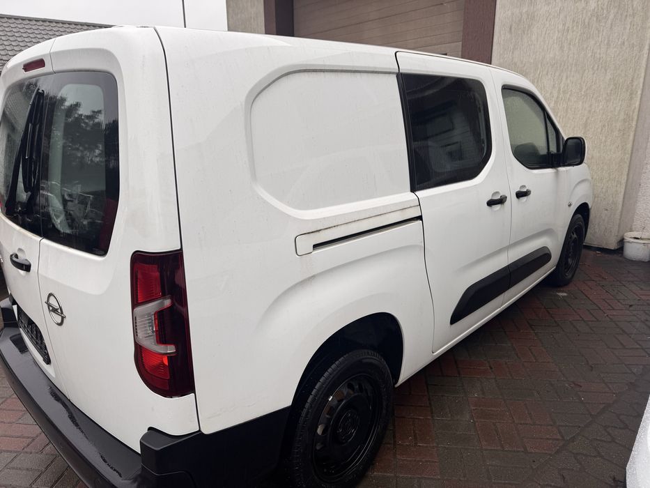 Berlingo IV Partner IV Proace Combo E Błotnik tylny prawy Ćwiartka Xl