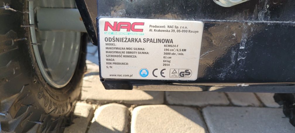 Nac kcm624-f odśnieżarka spalinowa z napędem
NAC STP196L-61-K