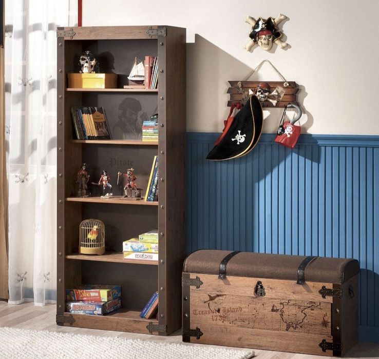 Mobília de madeira tema pirata