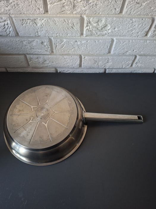 Fissler Patelnia stalowa 28cm
