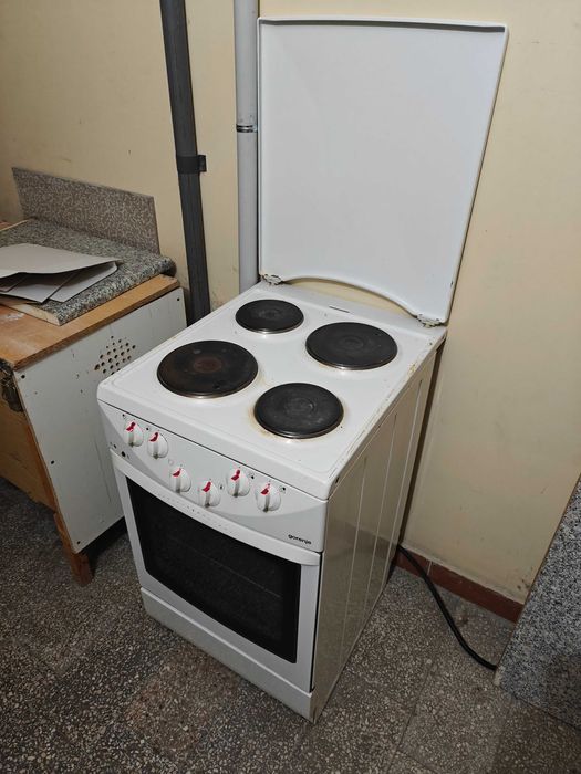 Продам електроплиту Gorenje E271 W