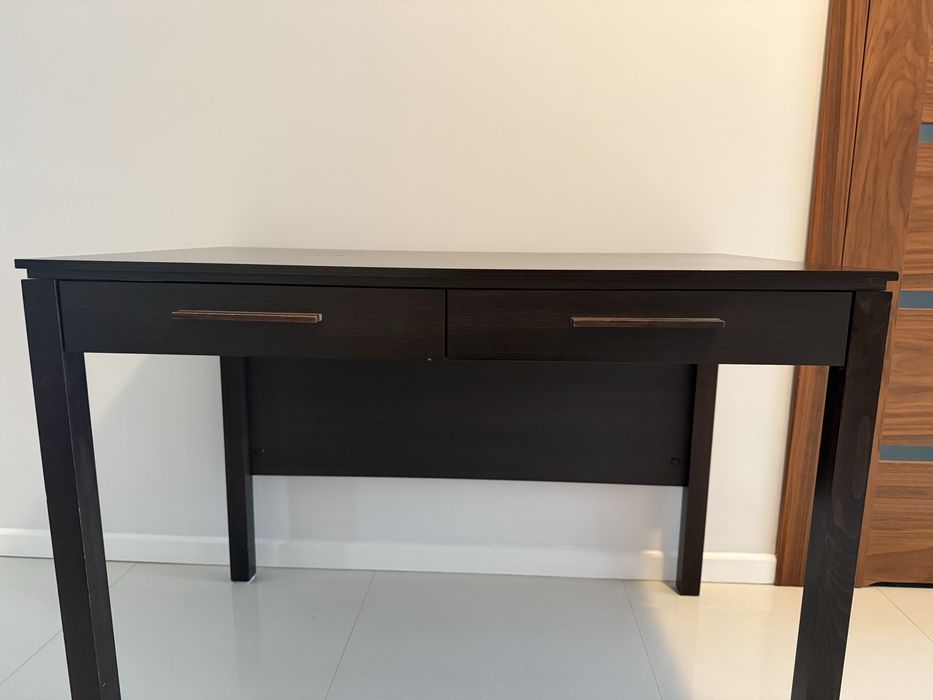 Stolik/biurko, kolor wenge. 110x65x78,5