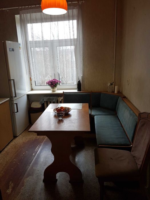 Оренда КІМНАТИ для ДІВЧИНИ на довгий термін УКУ, Лазаренко