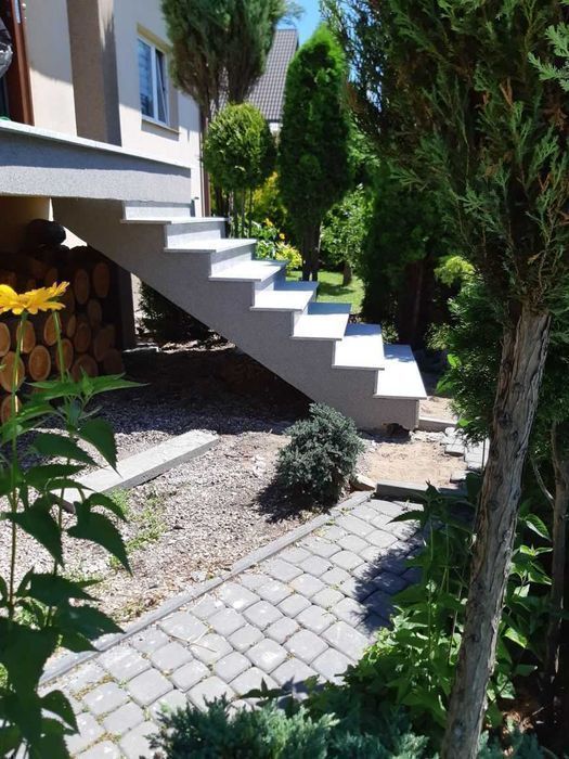 GRANIT na schody Schody granitowe Stopnica kamienna