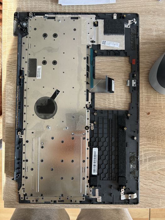 Klawiatura / dolna obudowa do laptopa Lenovo