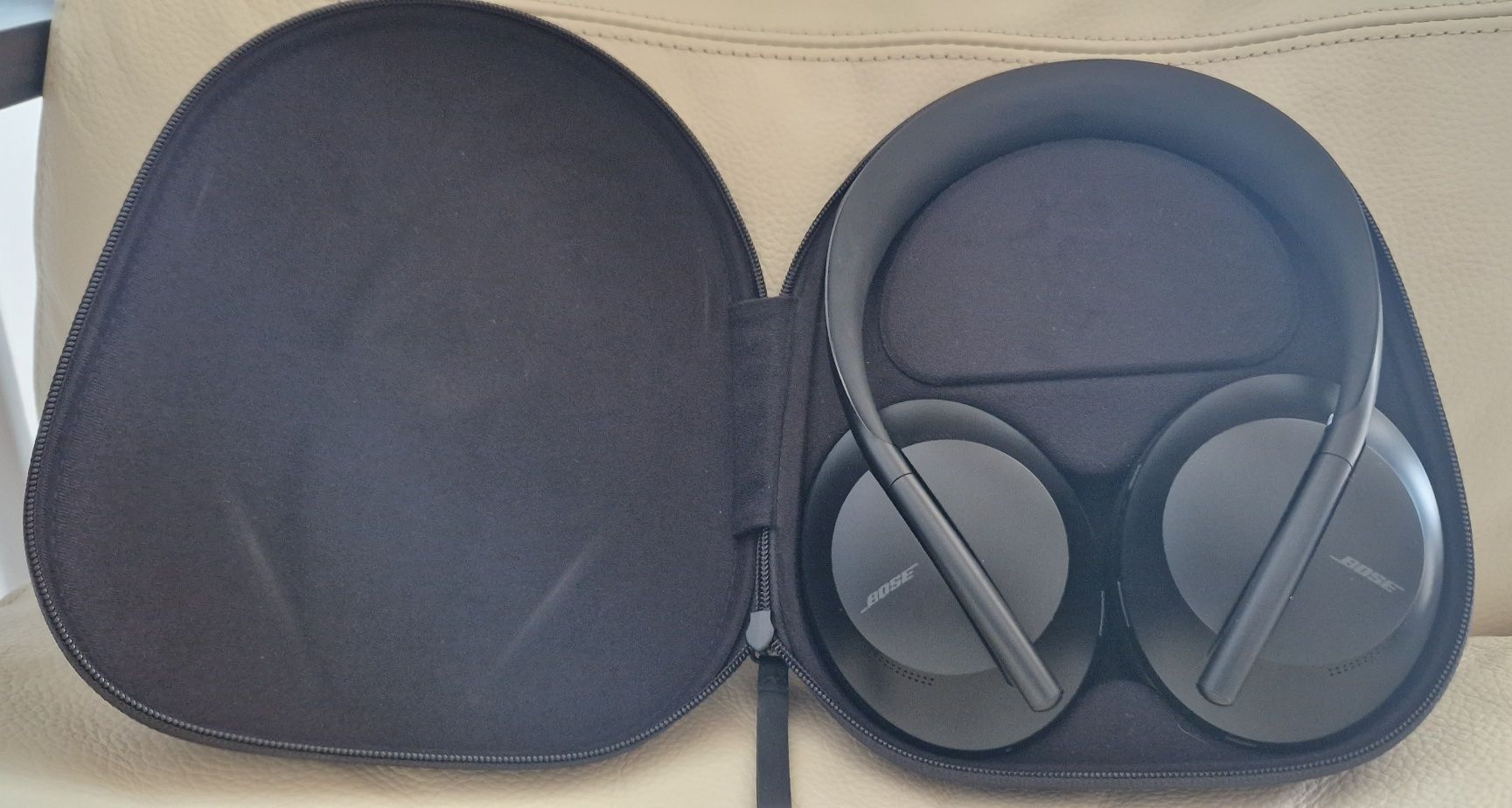 BOSE 700 | Auscultadores Active Noise Cancelling