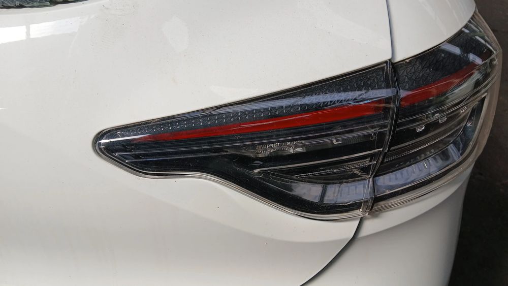 Farolim da mala direito RENAULT Clio V (BF_)