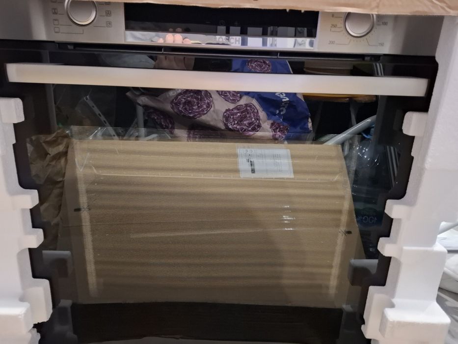 Forno novo a estrear  Bosch A+ HBA514ES3 A6