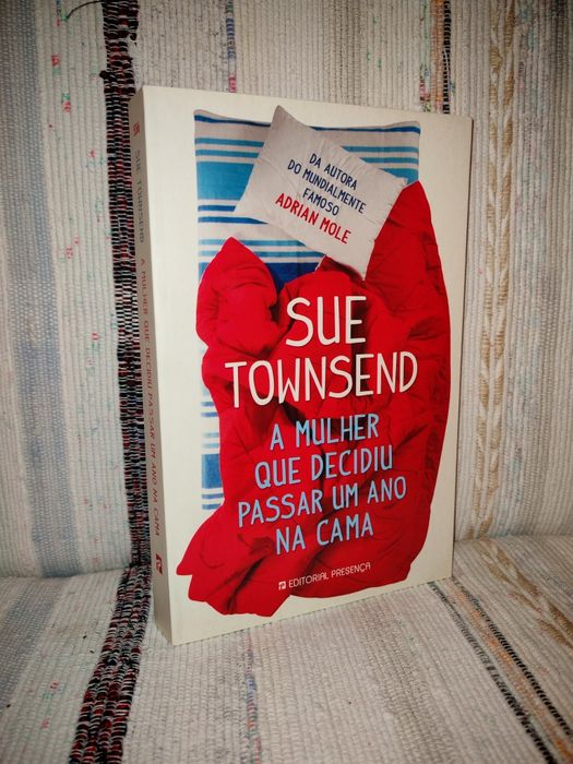 A mulher que decidiu passar um ano na cama (Portes grátis)