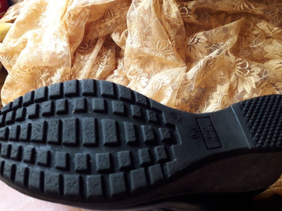 Сапоги зимние (Днепропетровская ф-ка)подошва супер!!!