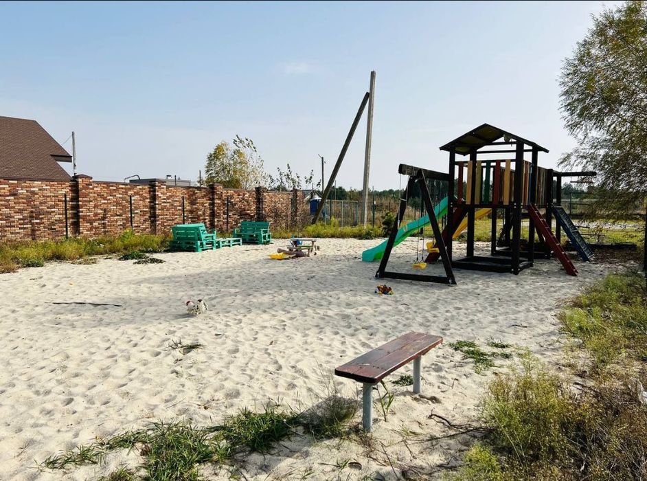 Продам участок в Обуховке со своим берегом в закрытой территории