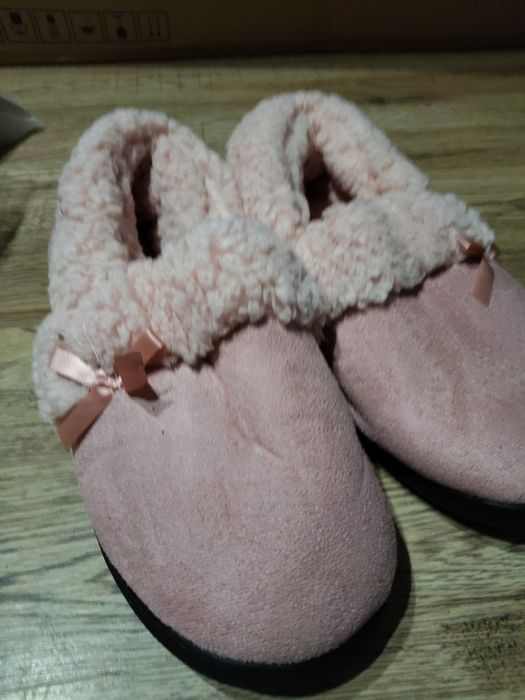 Ciapy Bambosze ocieplane rozm .40 długość wkładki 26.5 cm wkładki