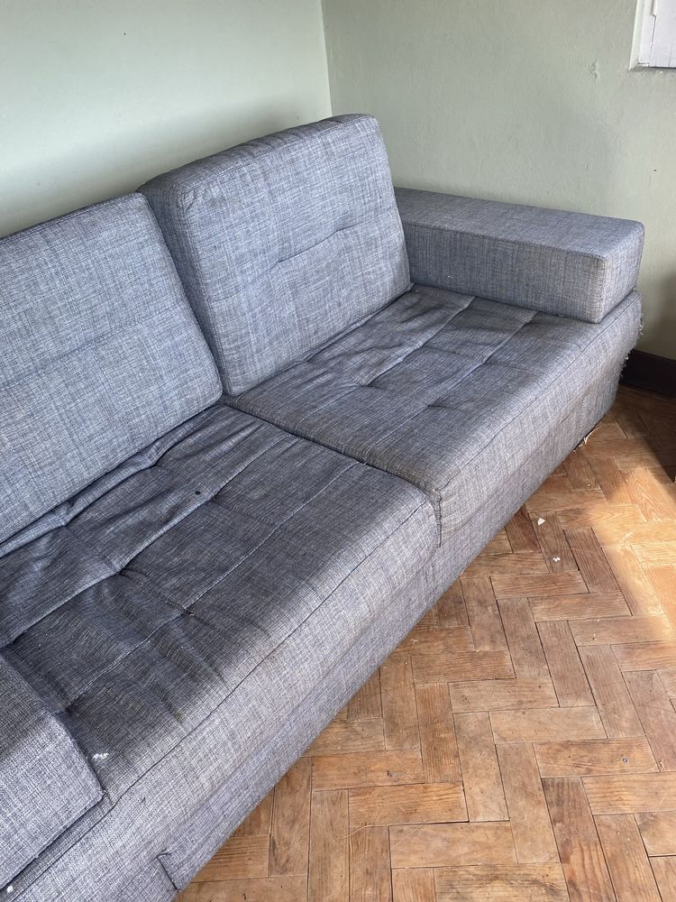 Sofa para dar em troca de  2 sacos areia gato