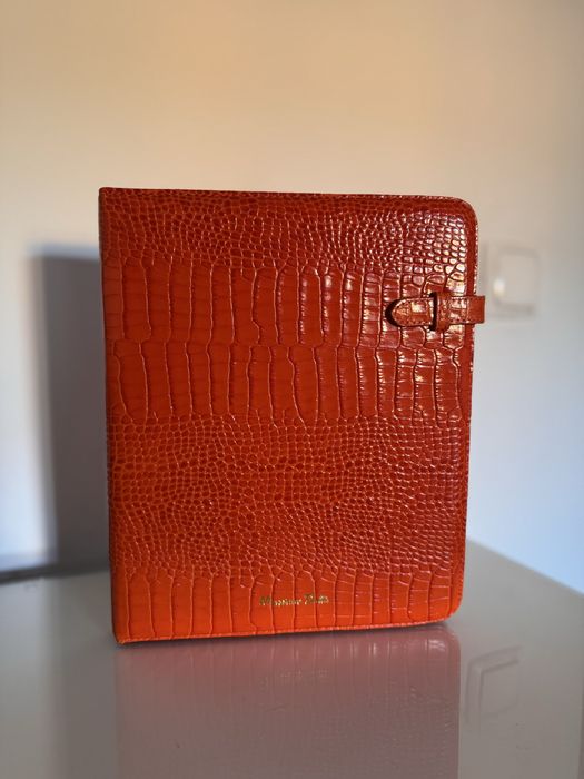 Capa iPad Massimo Dutti