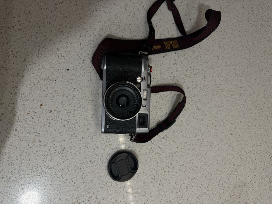 Vendo fujifilm x100s