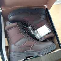 nowe buty wojskowe.kombat 3m Thinsulate
w pudełku.Rozmiar 40.5 .26cm.