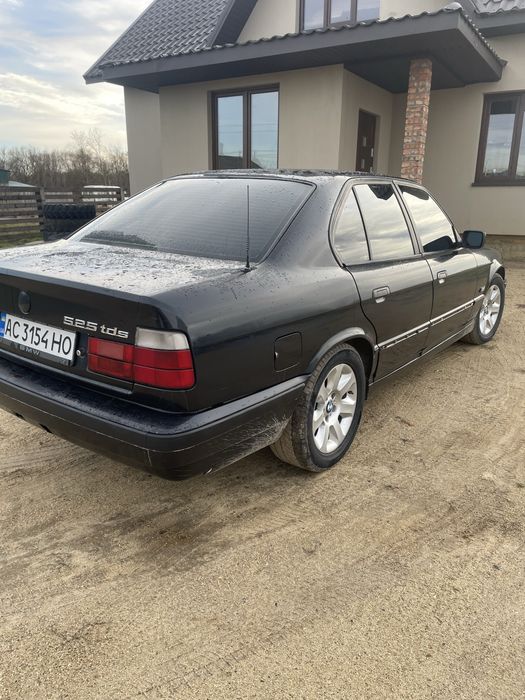 БМВ е34 2.5 тд на автоматі