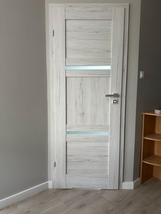 Drzwi wewnętrzne 70 szare