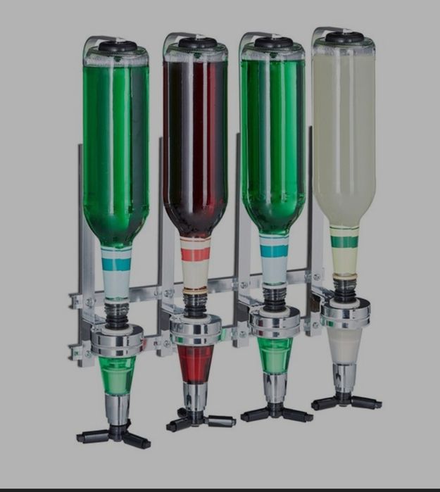 Dozowniki na Butelki 4 Sztuk Ścienny Uchwyt Dyspenser