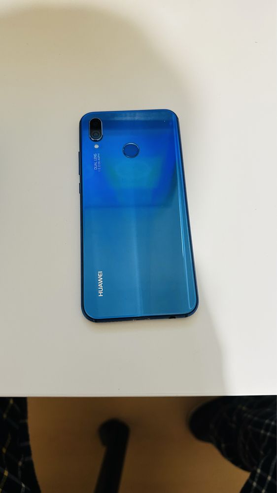 Huawei p20 lite azul