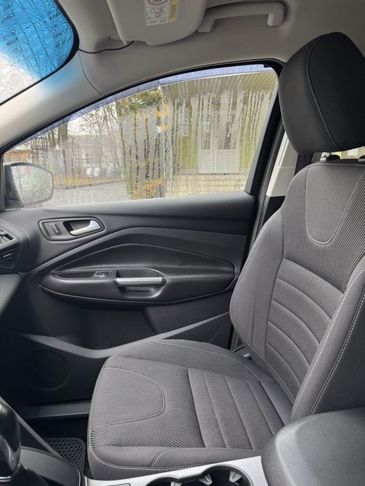 Продам терміново Ford Kuga 2015, II покоління, 2.0D AT (150 к.с.) 4WD