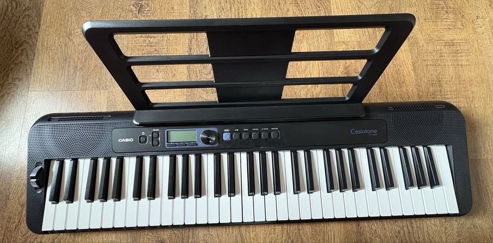 Casio Casiotone CT-S300 – jak nowy! Stan idealny + zasilacz
