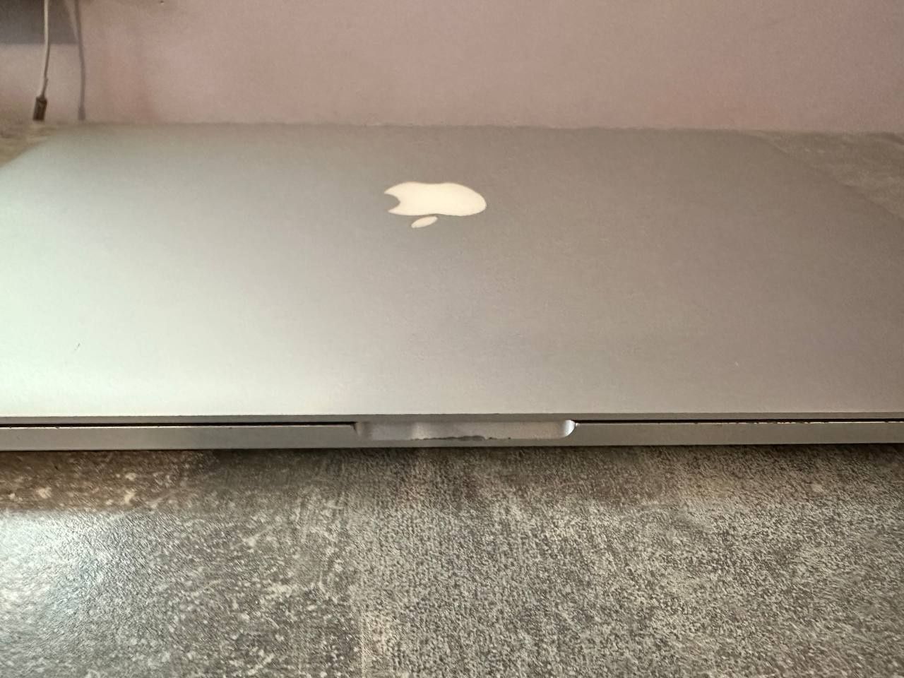 Macbook Pro Retina 15’ ,Mid 2015, 16/256gb